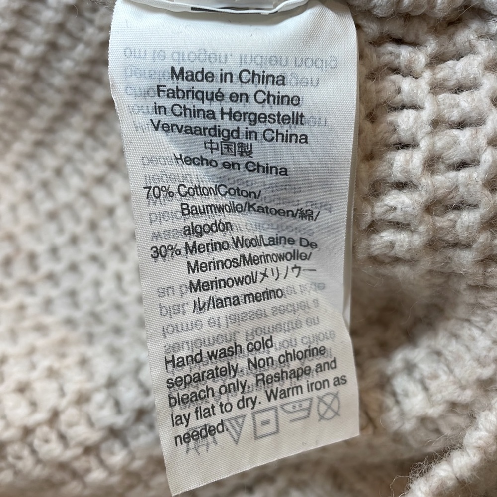 Madewell side button turtle neck sweater in size small - Picture 5 of 5
